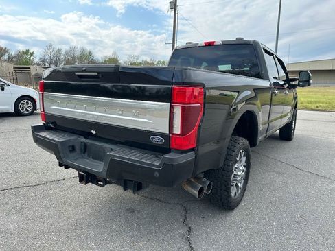 Used 2021 Ford F250 Platinum w/ FX4 Off-Road Package AWD/4WD image 7
