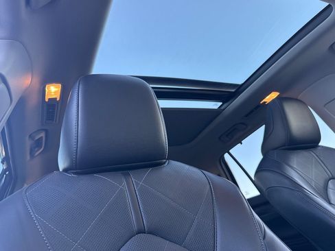 Certified 2022 Toyota Highlander Platinum image 20