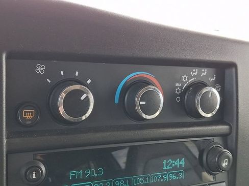 Used 2024 Chevrolet Express 3500 LS RWD image 15