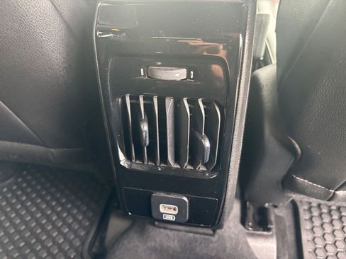 Used 2025 Jeep Compass Trailhawk image 23