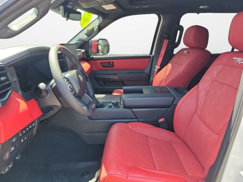 Used 2025 Toyota Sequoia TRD Pro AWD/4WD image 9
