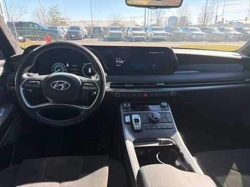 Used 2024 Hyundai Palisade Calligraphy image 17
