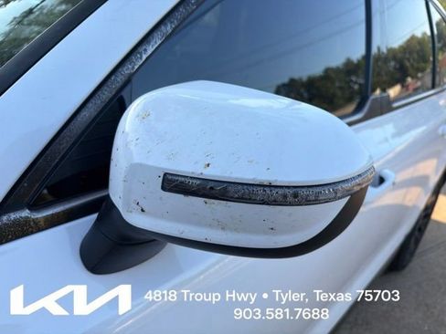 Used 2022 Kia Telluride EX w/ EX Premium Package AWD/4WD image 5