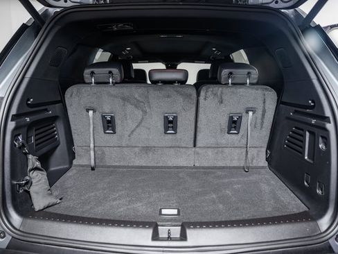 Used 2024 Chevrolet Traverse Z71 w/ Enhanced Driving Package image 10