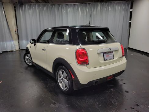 Used 2015 MINI Cooper 2-Door Hardtop FWD image 7