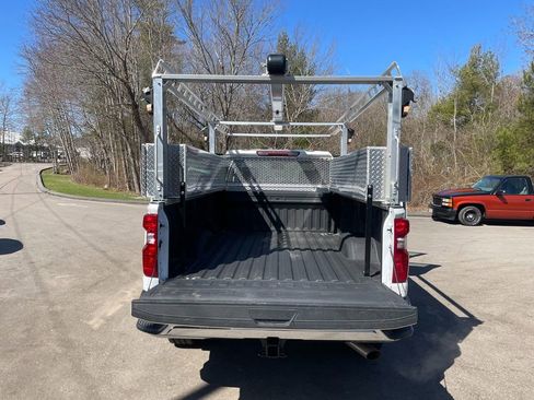 Used 2025 Chevrolet Silverado 2500 W/T w/ WT/CX Safety Package AWD/4WD image 23