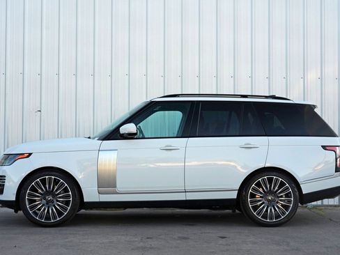Used 2020 Land Rover Range Rover Autobiography image 9
