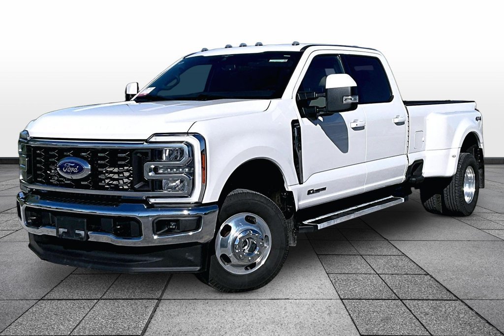 Used 2023 Ford F350 Lariat w/ Camper Package AWD/4WD image 1