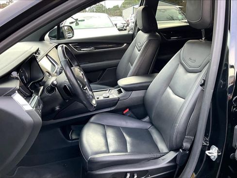 Used 2020 Cadillac XT5 Premium Luxury image 7