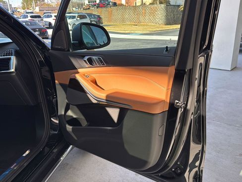 New 2026 BMW X5 sDrive40i image 12