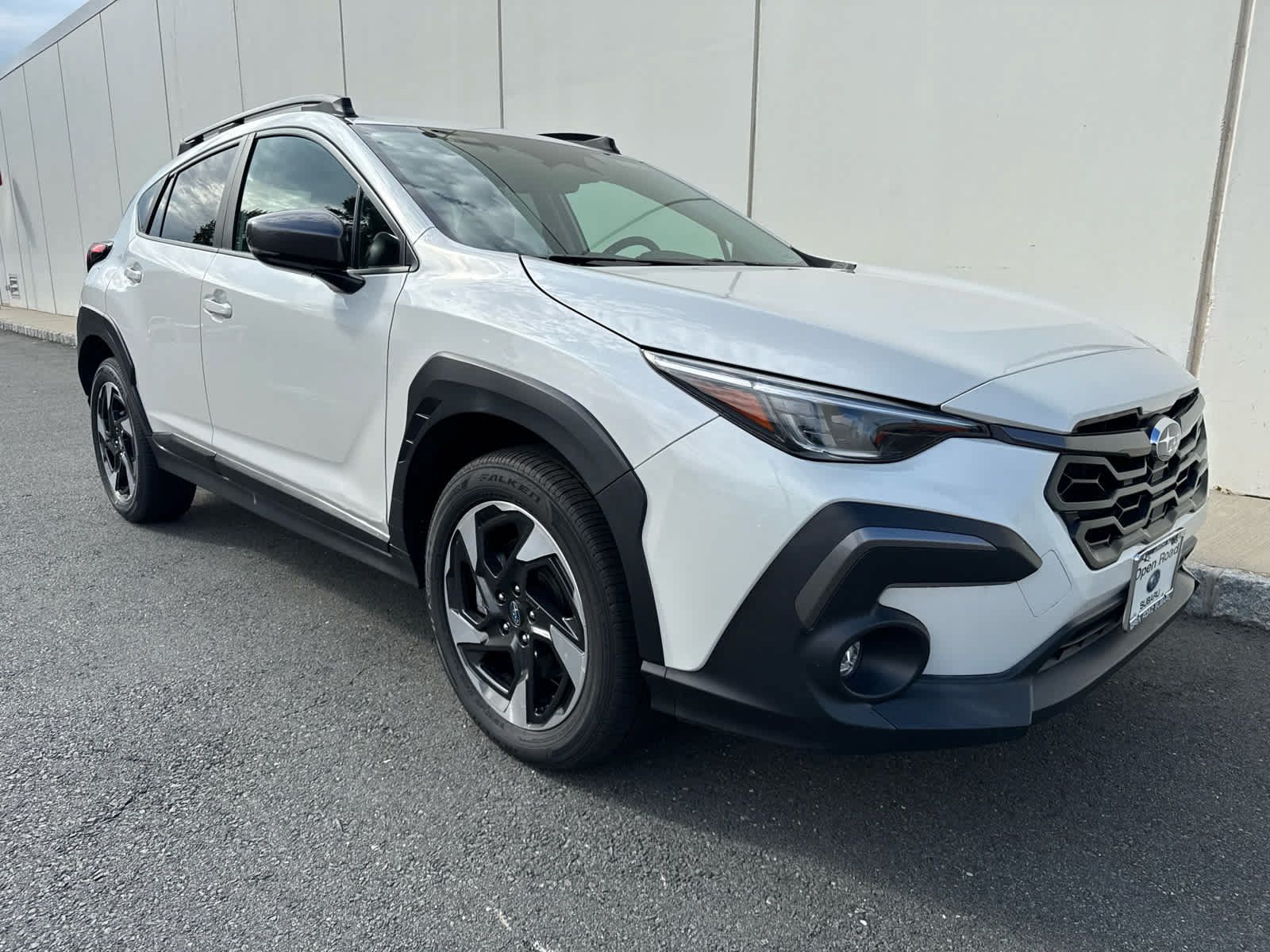 Used 2024 Subaru Crosstrek 2.5i Limited AWD/4WD image 2