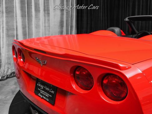 Used 2013 Chevrolet Corvette 427 w/ 1SB Preferred Equipment Group RWD image 39