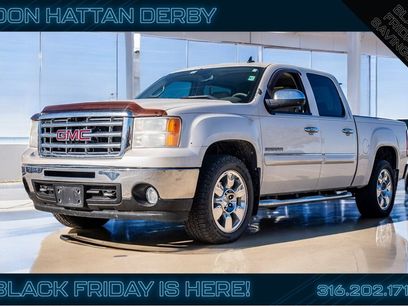 Used 2011 GMC Sierra 1500 SLT w/ SLT White Diamond Edition