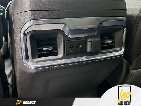 Used 2022 GMC Sierra 2500 AT4 w/ AT4 Preferred Package AWD/4WD image 28