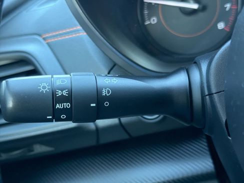 Used 2020 Subaru Crosstrek 2.0i Premium image 27