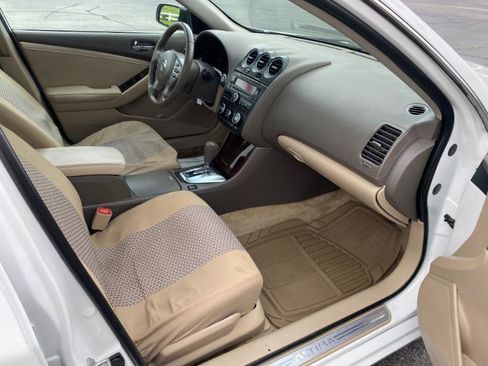Used 2012 Nissan Altima 2.5 SL w/ 2.5SL Pkg FWD image 16