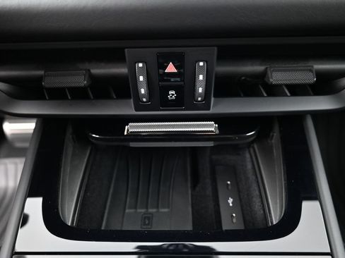 Certified 2025 Porsche Cayenne Turbo GT AWD/4WD image 19