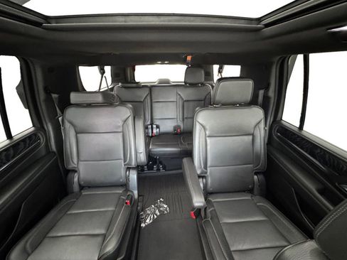 Used 2023 GMC Yukon XL Denali image 18