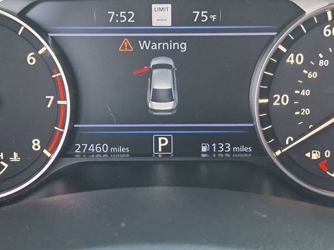 Used 2024 Nissan Altima 2.5 SL FWD image 15