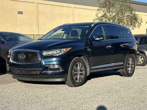 Certified 2019 INFINITI QX60 Luxe w/ Essential Package image 2