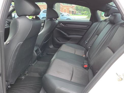 Used 2020 Honda Accord Sport image 11