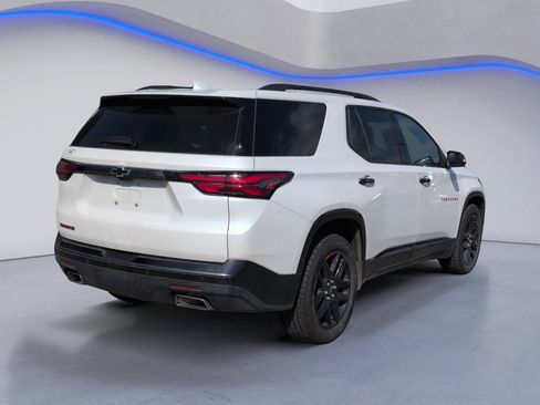 Used 2022 Chevrolet Traverse Premier w/ Redline Edition FWD image 3