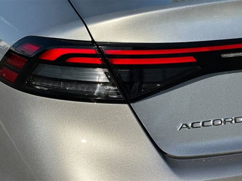 Certified 2025 Honda Accord LX image 30