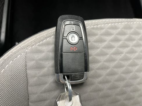 Used 2020 Ford Escape SE AWD/4WD image 26