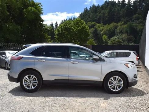 Used 2020 Ford Edge SEL AWD/4WD image 6