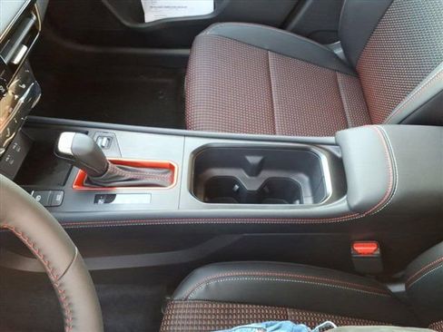 New 2026 Nissan Kicks SR image 16