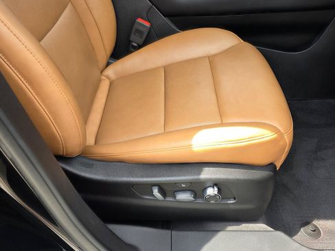 Certified 2023 Cadillac XT4 Premium Luxury w/ Technology Package FWD image 23