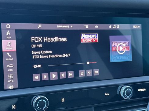 Used 2024 Porsche Macan image 23