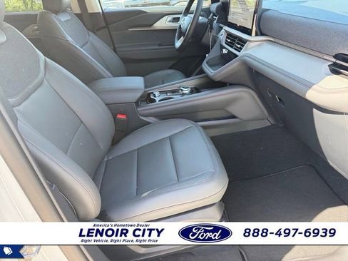 New 2026 Ford Explorer Active w/ Active Comfort Package RWD image 13