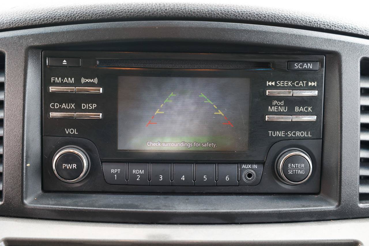 Used 2014 Nissan Quest SL FWD image 33