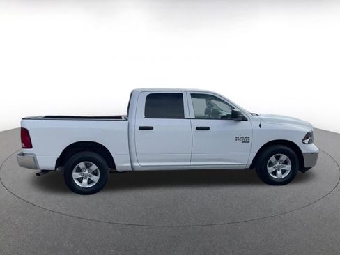 Used 2022 RAM 1500 Classic SLT image 16