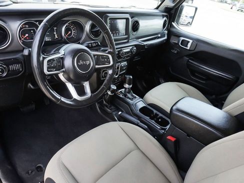 Used 2020 Jeep Gladiator Sport w/ Quick Order Package 24S AWD/4WD image 6