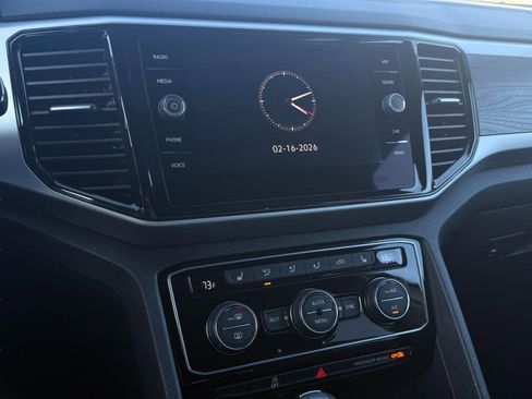 Used 2023 Volkswagen Atlas SE image 39