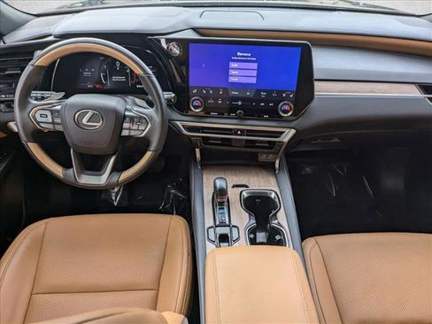 Used 2025 Lexus RX 350 Premium image 17