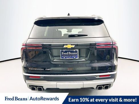 New 2026 Chevrolet Traverse LT w/ Sun and Wheel Package AWD/4WD image 5