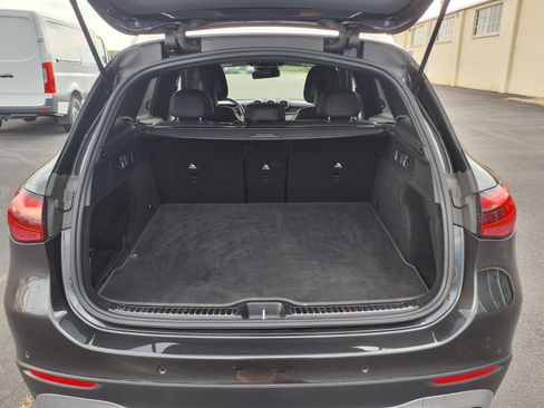 Used 2023 Mercedes-Benz GLC 300 4MATIC image 12