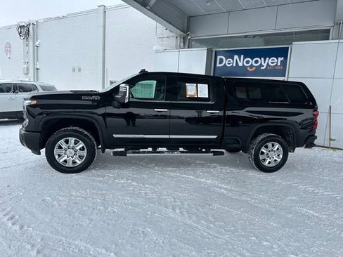 Certified 2024 Chevrolet Silverado 2500 High Country w/ Z71 Off-Road Package image 15