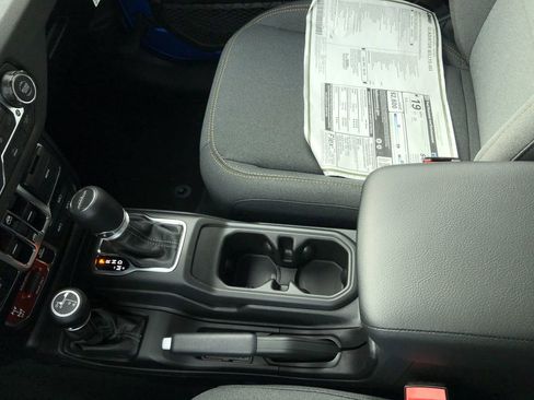 New 2026 Jeep Gladiator Willys image 17