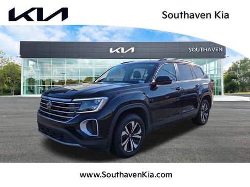Used 2024 Volkswagen Atlas SE image 1