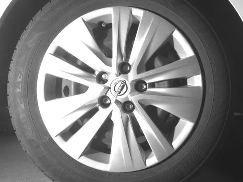 Used 2025 Nissan Sentra S FWD image 18