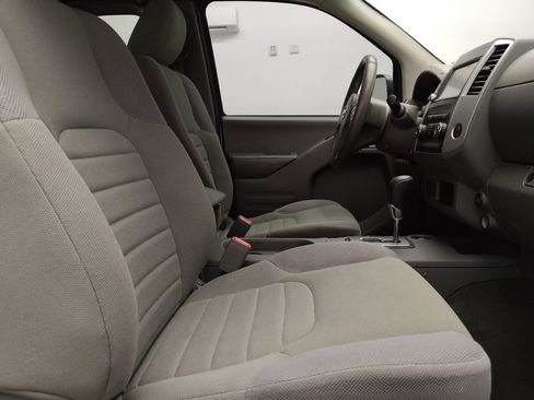 Used 2021 Nissan Frontier S w/ S Utility Package image 21