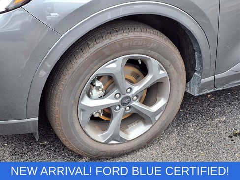 Certified 2024 Ford Escape ST-Line w/ Tech Pack #1 AWD/4WD image 9