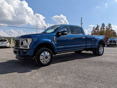 Used 2022 Ford F450 Platinum w/ FX4 Off-Road Package image 8