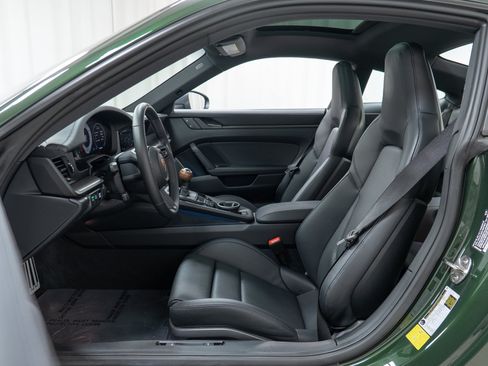 Certified 2026 Porsche 911 Carrera T RWD image 18