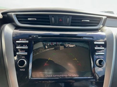 Used 2023 Nissan Murano SV AWD/4WD image 46