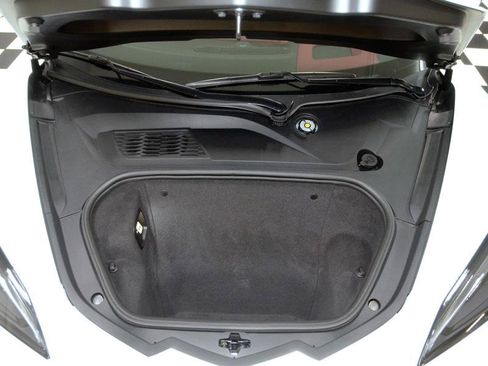 Used 2020 Chevrolet Corvette Stingray Premium Cpe w/ 3LT Preferred Equipment Group RWD image 40